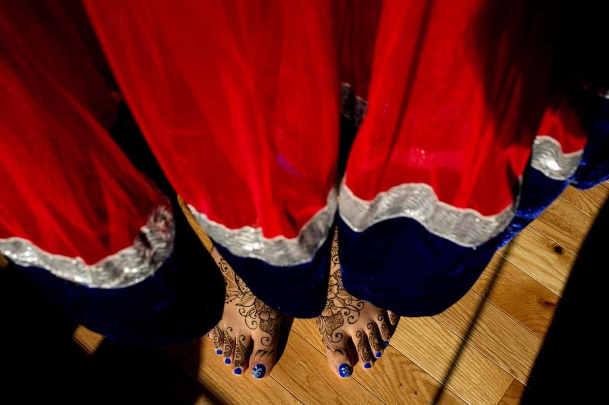 Patrick-Monica-003-Dr-Raj-Pandey-Hindu-temple-Winnipeg-Wedding-Photographer-Singh-Photography