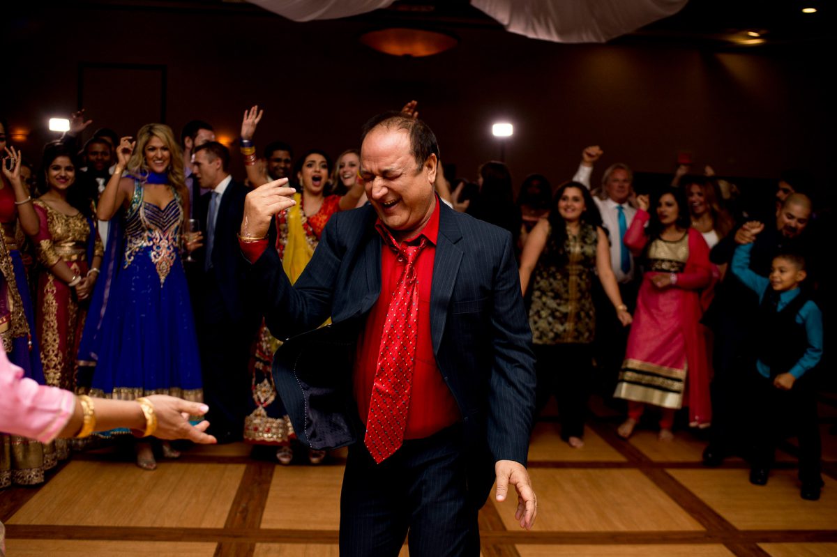 Patrick-Monica-036-Dr-Raj-Pandey-Hindu-temple-Winnipeg-Wedding-Photographer-Singh-Photography