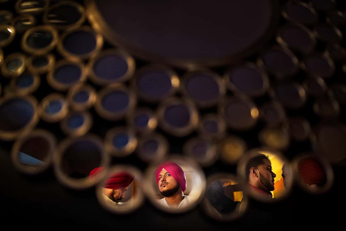 Rocky-Amanda-013-Pipeline-Gudwara-Winnipeg-Wedding-Photographer-Singh-Photography-
