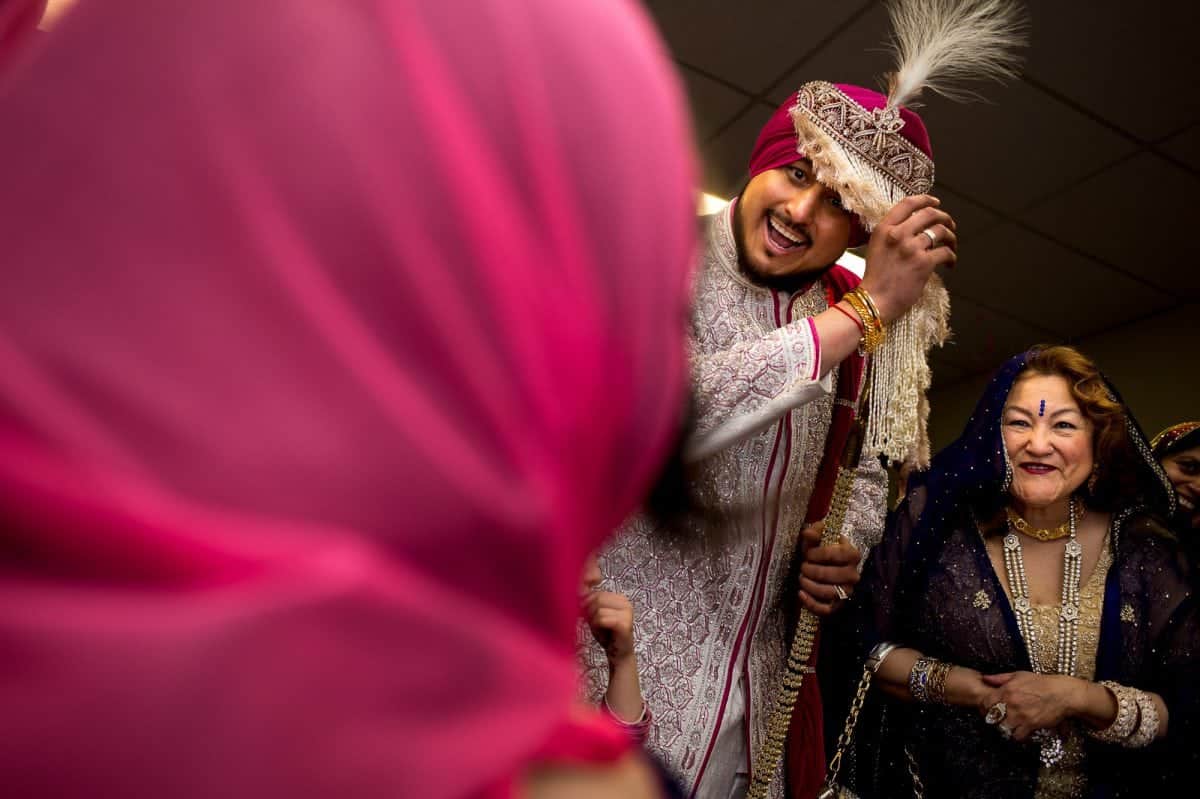 Rocky-Amanda-025-Pipeline-Gudwara-Winnipeg-Wedding-Photographer-Singh-Photography-